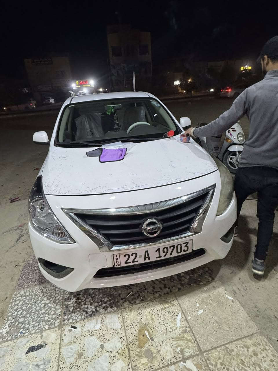 السلام عليكم نيسان صني هندي 
موديل 2019 لبيع 
بيه بارد بل باب مال سايق فقط 
سعر 105 وبيه مجال 
رقم موبايل ***********
