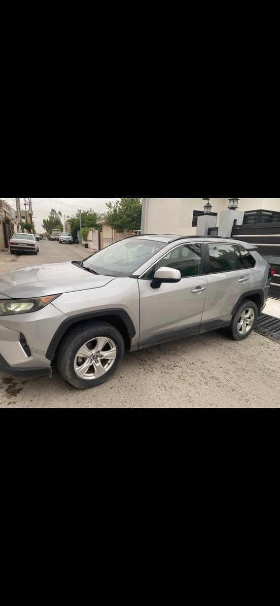 بسم الله الرحمن الرحيم
للبيع TAYOTA RAV 4 XLE
موديل 2021
 فوووول مواصفات عدا فتحة
الحادث صاير جانبي بشرط بدون دواخل
( جاملغ الامامي +باب خلف سائق ) تبديل بلادي 
(صبغ قطعين جاملغين خلفي و شبر راس بنيد بخ فقط)
بجم كبس حتى خلف كبس 
السياره. ماشيه 85الف ميل
محرك 4 سلندر 2500
رقم اربيل سنويه جديده   
مكان سيارة كركوك 
السعر 183 ومجال 
￼2t3w1rfvxmw111753


**إذا كنت صاحب هذا الإعلان وتريد حذفه لأي سبب، رجاءا أرسل رسالة إلى الدعم الفني**