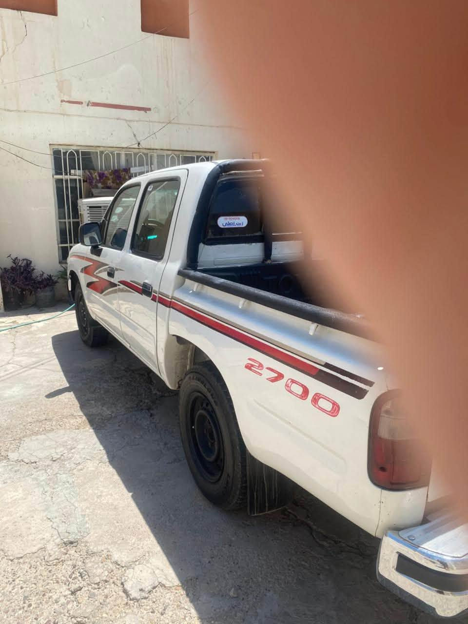 إسلام عليكم اخوان سياره بيكم ٩٩ سياره مكفوله مابيه صبغ ومحركه مكفول وسياره تخم تايرجيلاكس 
والمكان صلاح الدين 
وي ستفسار ع رقم الهاتف***********
