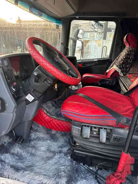 0سلام عليكم سكانيه للبيع 2005 مكينه نجكسن420 كير وتماتيك 900 السياره كفاله مكينه وكير وشاصي قماره بيهاا شبر صبغ بس طخم تاير راس وعربانه العربانه حماله صطحتهاا حديد دنكير بيبي العربانه رقم بصرة نكليزي تنتهي 30 شرط تحويل  سعر 235ورقة  بية مجل العنوان بصرة زبير ***********   
***********
