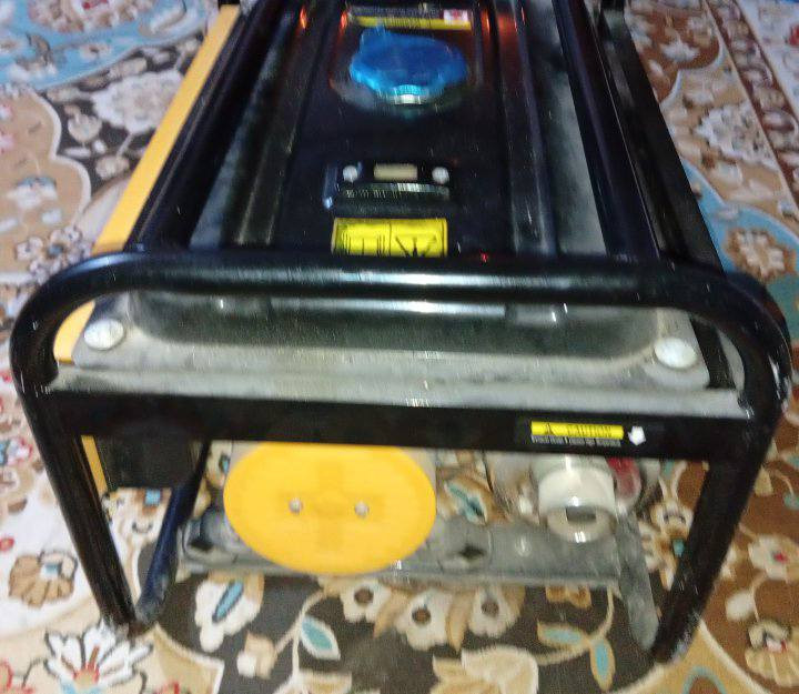 اسلام عليكم مولده جديده للبيع يشهد الله مشتغله يومين معه صوبه بلكارتون
***********
