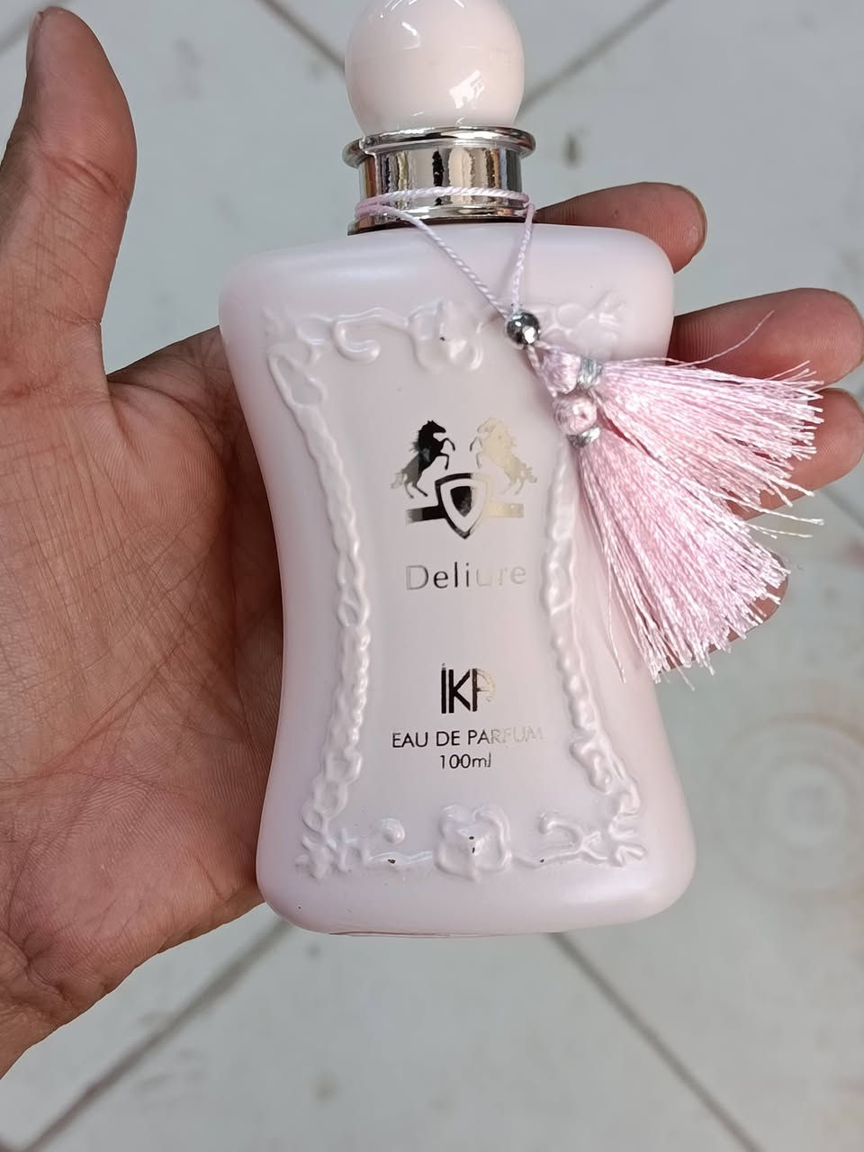 عطور ماستر فول كوالتي
ثباتيه وفوحان حلوة 
كل عطر وسعره ♥️


**إذا كنت صاحب هذا الإعلان وتريد حذفه لأي سبب، رجاءا أرسل رسالة إلى الدعم الفني**