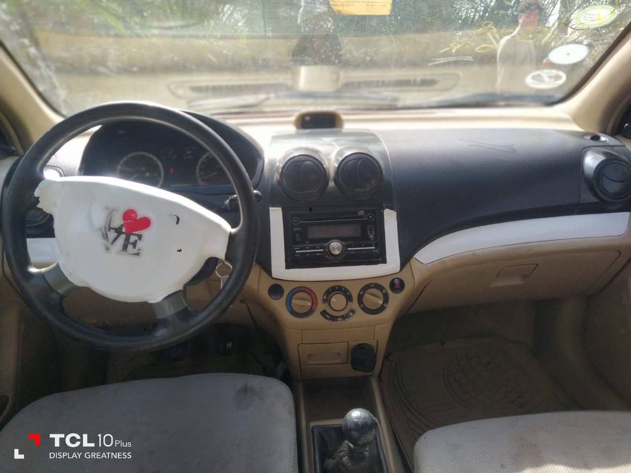 سلام عليكم  افيو 2009 بيه جاملغ  امامي مبدل فقط . رقم انكليزي السياره بسمي السياره نضيفه كير ومكينه مكفوله ..سعر 46.بيه مجال   ... ***********
