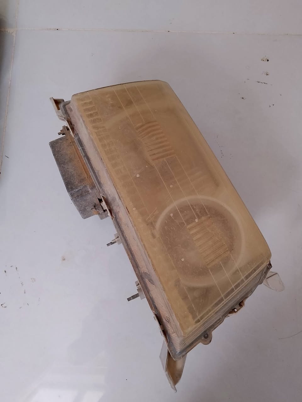 السلام عليكم يوجد غراض عمل للبيع درين همر عدد 2 كوسرة شحن وحده وكوسرة كهرباء وحدة  درين كهربائي واحد ومسدس طلقات ومولد للاستفسار الاتصال على الرقم ***********
