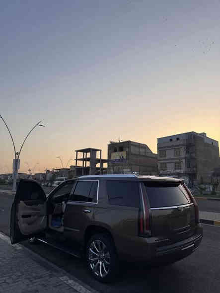 سلام عليكم كديلاك سكاليد موديل 16  متومه حالياً كفاله عامه السعر 230 وبيه مجال رقم الهاتف ***********
