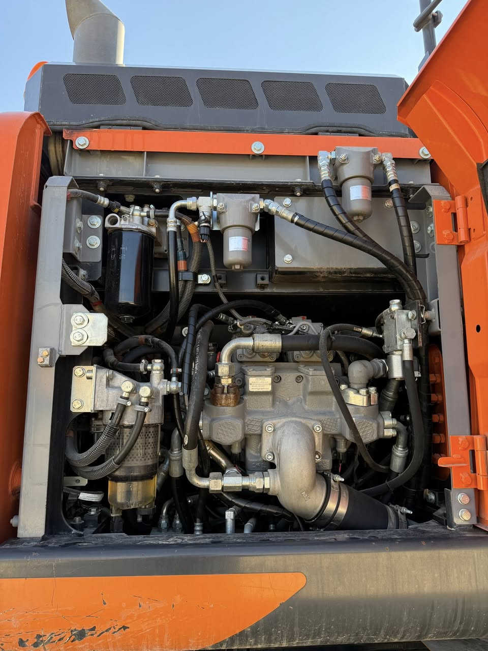 حفارة هیتاشی 
حجم: ١٧٠
مودیل:٢٠١٧
عنوان اربیل طریق کرکوک
واتساب:***********
