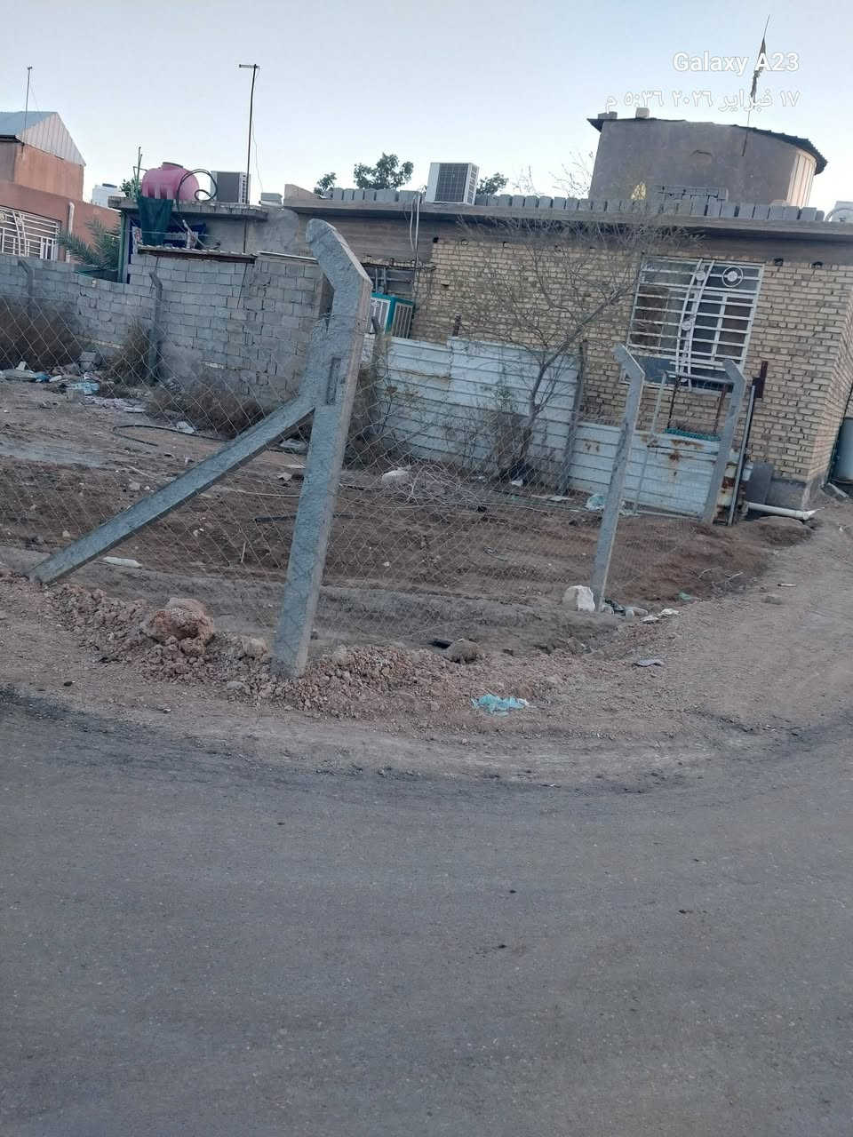 قطعه ركن ٢٠٠...كافه الخدمات..عشرين متر عن شارع الكطع. الاستفسار
***********
