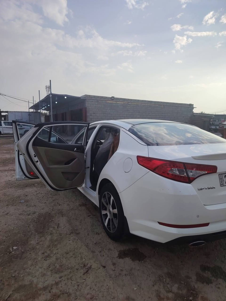 السلام علیکم اوبتما للبيع 2013 خليجي مكفوله كفاله عامه محرك 2400دوش جدید سیاره مکفوله كفاله عامه حت من الشخط حساسات خلفیه تحکمات مري شفط 
بصمه کشنات جلد کشن کهربائی تبرید قطعتین فول موصفات بنوراما رقم السيارة اربیل السعر السيارة 150وبيها مجال
***********
