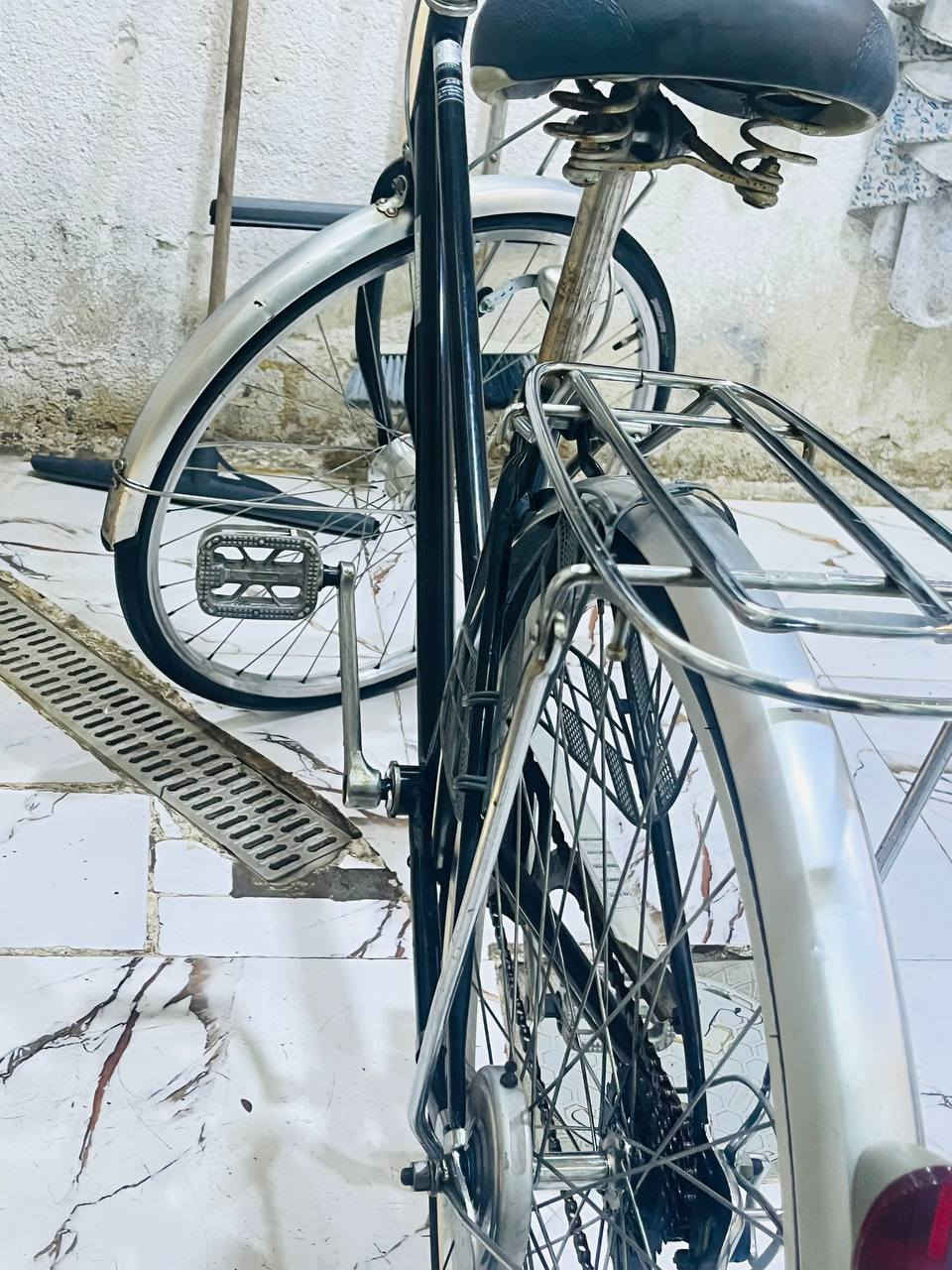 سياحي للبيع باله جديد مستخدم يومين السعر 130 وبي مجال البصره الحيانيه تواصل خاص ***********
