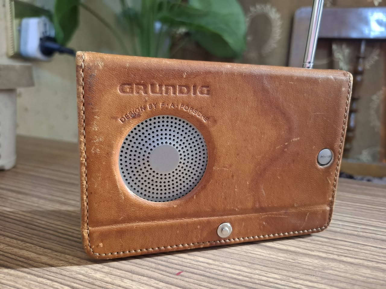 السلام عليكم ورحمة الله   للبيع راديو كروندك


**إذا كنت صاحب هذا الإعلان وتريد حذفه لأي سبب، رجاءا أرسل رسالة إلى الدعم الفني**