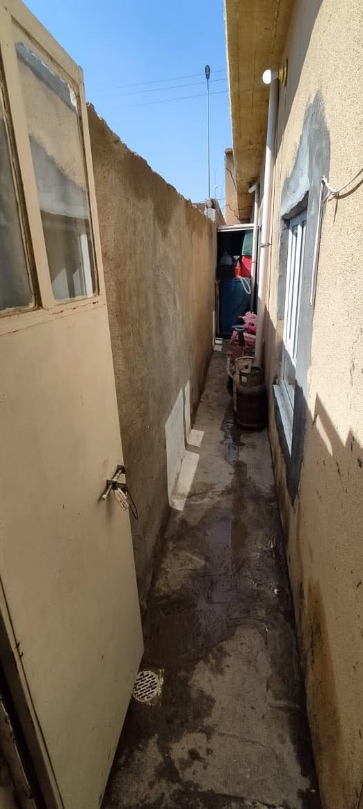 عرض بيت للبيع حي الثورة مجاور ثانوية ملتقئ العلوم ومقابيل مدرسة العراق. تفاصيل
مساحه 180 متر غرفتين وهول وربعه ومطبخ صحيات خارج داخل 

للاستفسار ***********
***********
