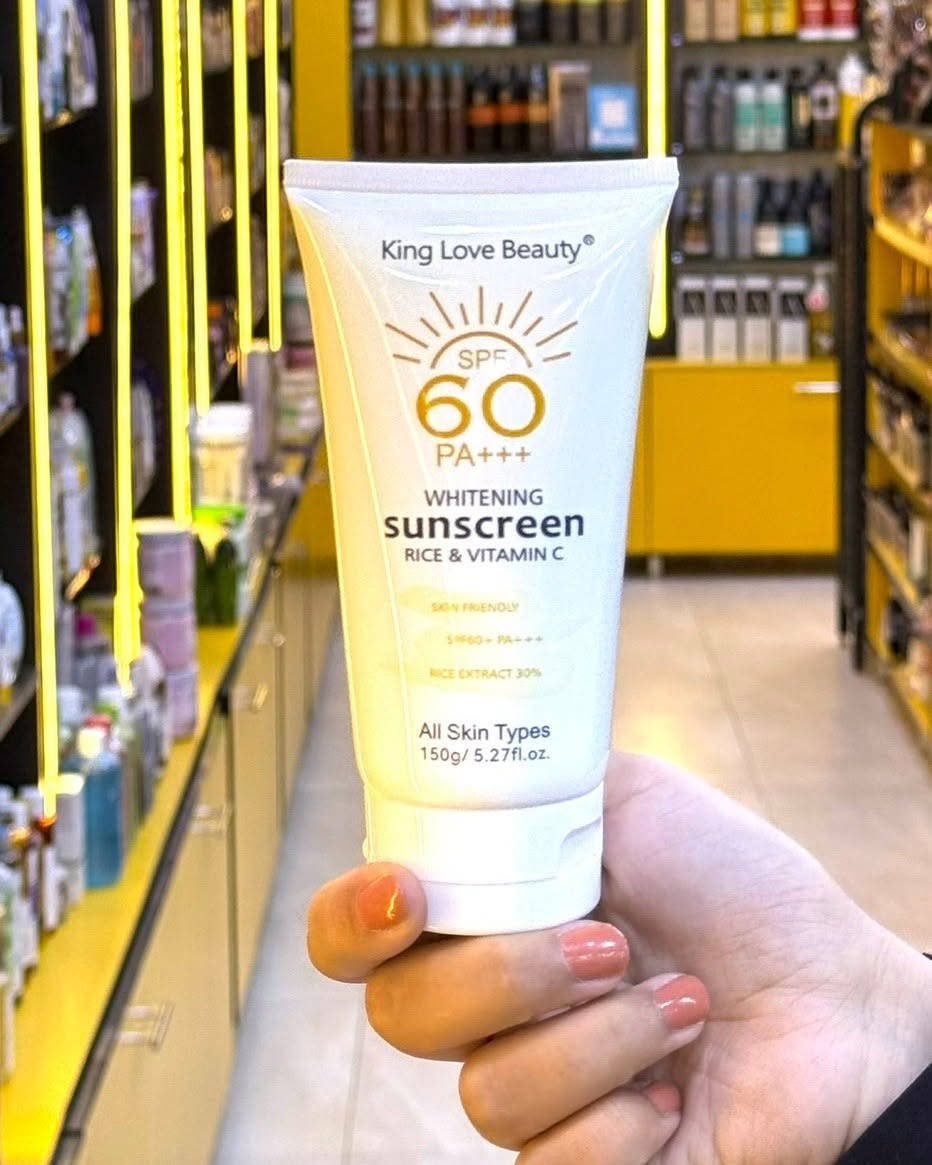 سلاو 🧡🖐مرحبا 💚 ANA COSMETIC

 �جبنالكم كريم واقي شمسي King Love Beauty SPF 60، يتميز بتركيبة خفيفة وسريعة الامتصاص بفيتامين C
لعنوان كركوك قادسيه الثانيه بدايه سايدين ابو خطاب🍫
التوصيل داخل كركوك فقط ***********
