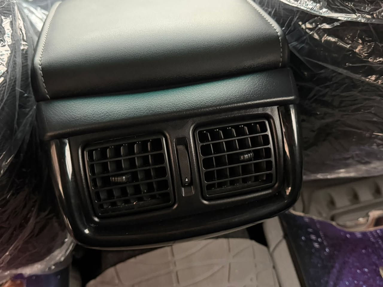 السلام عليكم بيع سريع تنزيل السعر 
افنجر 2025 زيرووو
بيهه باب اصلي تبديل خلف الصدر 
وصبغ في الدوسه قليل 
السعر 398 
بغداد بيع فقط 
***********
