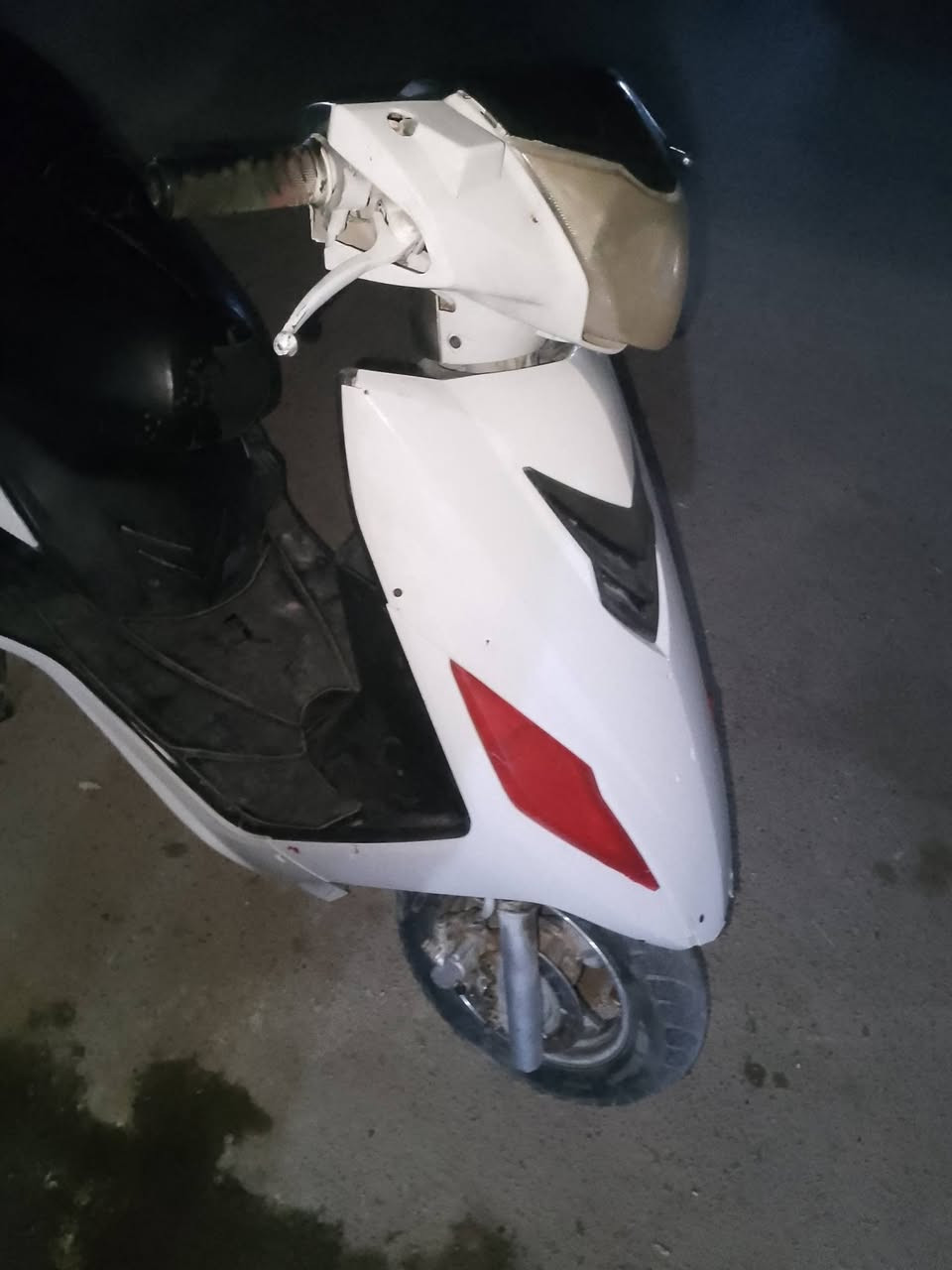 سلام عليكم
سايم 
شغال نكره سلف

كهربائيات كلها شغاله 

محرك لا تبخير ولا نضوح 
للبيع او مراوس


**إذا كنت صاحب هذا الإعلان وتريد حذفه لأي سبب، رجاءا أرسل رسالة إلى الدعم الفني**