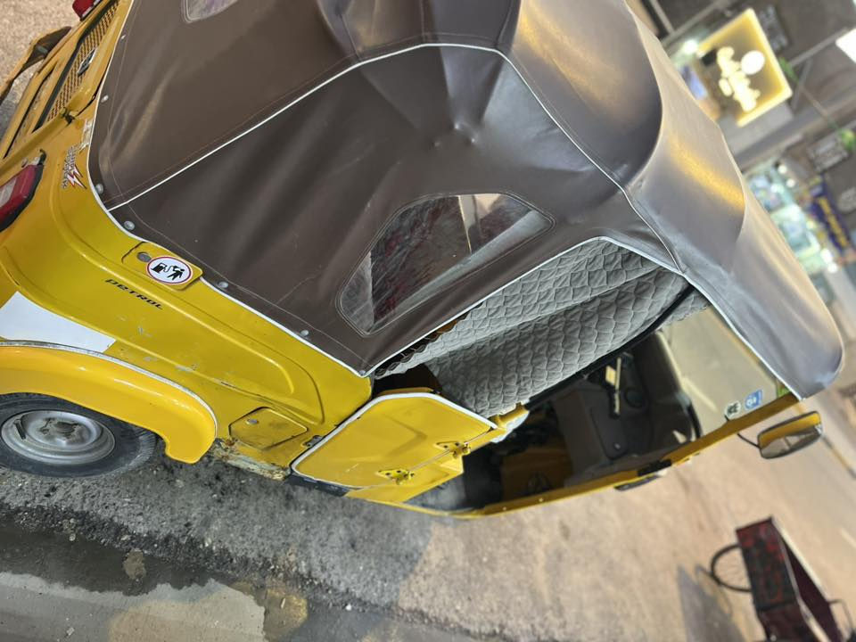 تكتك مديل 2022وراق سحب. تكتك نضيفه كلش مكفوله من كلشي فقط ضربه الي موجوده بل صوره ضربه شي بسيط مكان قبله سعر 4ملاين 200.   
***********   فقط
