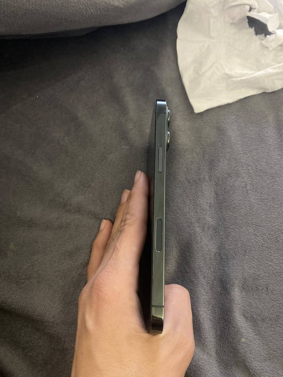 ايفون 13 برو ماكس 

92🔋

ذاكره 256
مكفول من كلش 
نموذج m امريكي 
الجهاز نضيف حيل 
السعر 730
*********** واتس 
مكاني الحريه
