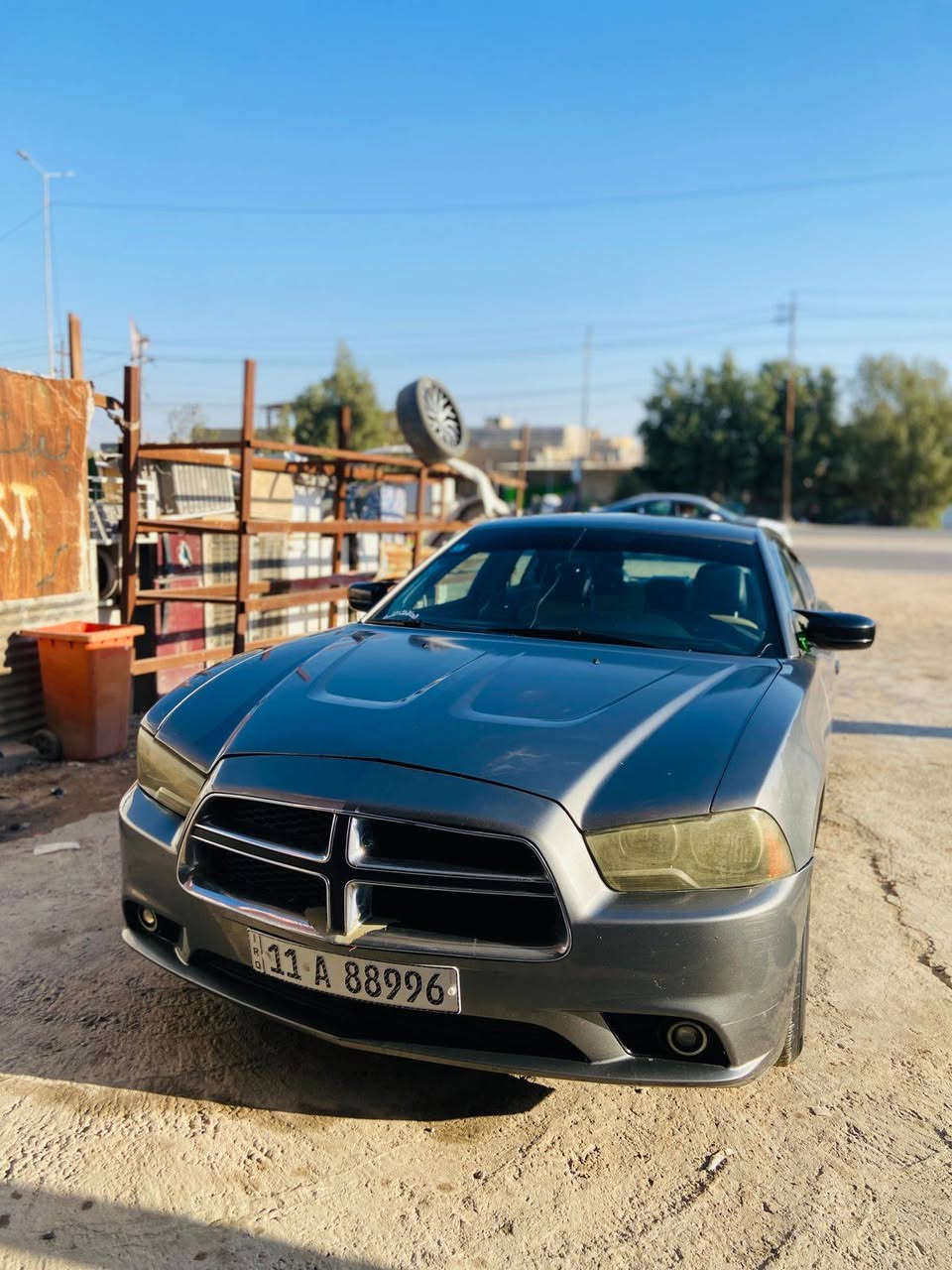 السلام عليكم جارجر موديل 2011 خليجية السيارة بيها صبغ حزام رقم بغداد ب اسمي مكينه وكير مكفولات للتصال  ***********
