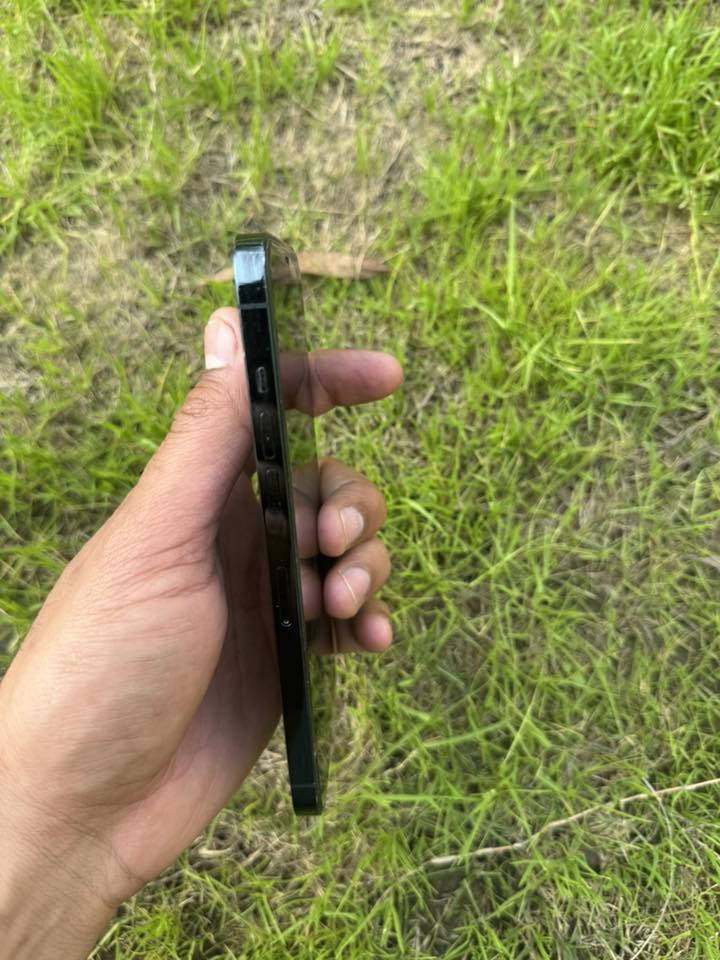 السلام عليكم
ايفون 12 برو ماكس ماستر شرق اوسط  للبيع 
ذاكره 128 
بطاريه 74 
شخط مابي نضافه شركه 
كارتون ولزكات ماستر موجوده 
500 بي مجال بسيط


**إذا كنت صاحب هذا الإعلان وتريد حذفه لأي سبب، رجاءا أرسل رسالة إلى الدعم الفني**