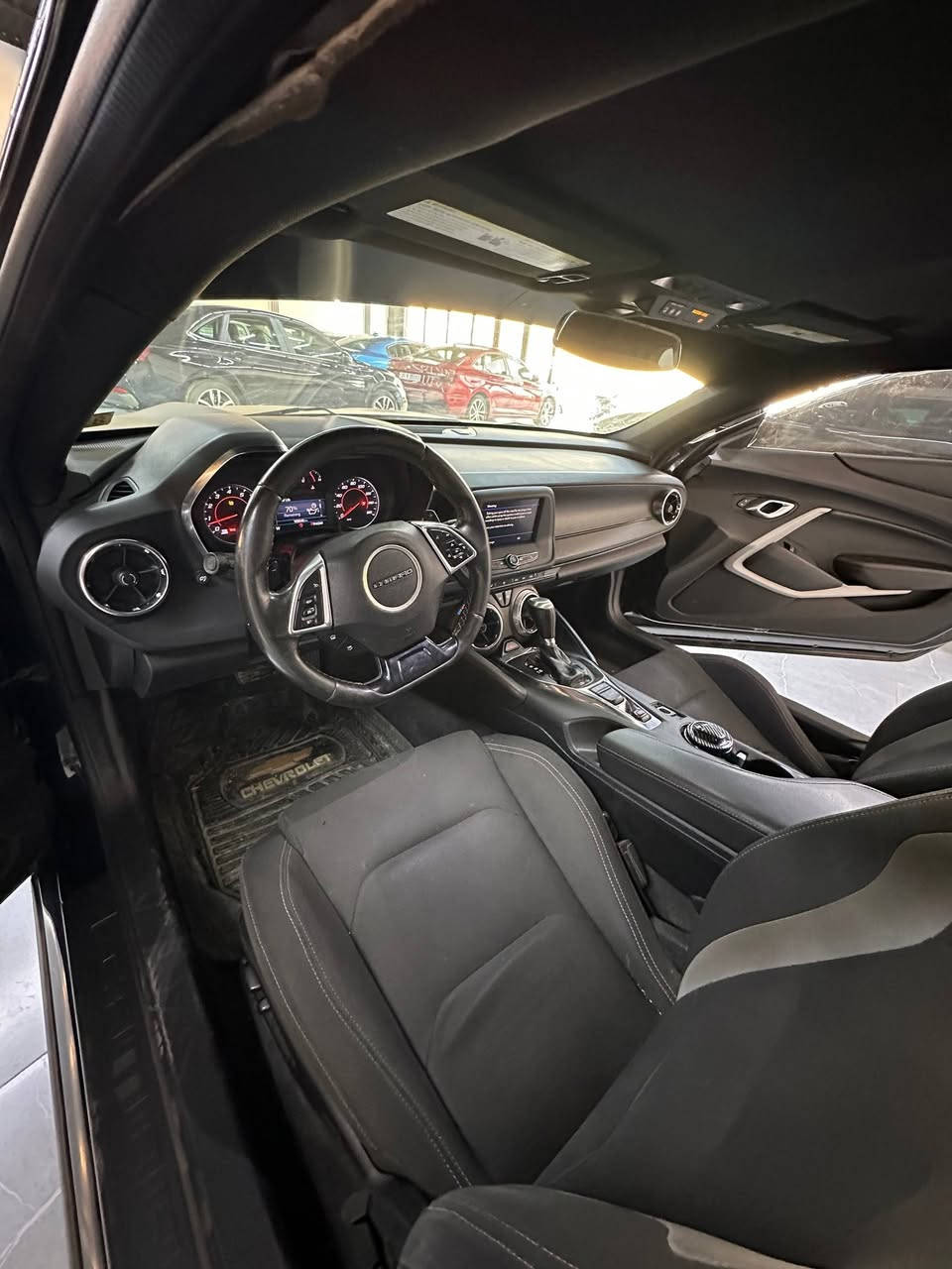 للبيع – Chevrolet Camaro LT 2022

• ماشية: 65 ألف ميل
• وارد أمريكي 🇺🇸
• ستوك بالكامل (بدون أي تعديل)
• رقم أربيل
• السيارة باسمي تحويل مباشر

🔹 الضرر: جاملغ جهة النفر فقط 
🔹 محرك + كير + شاصي + لغود + دواخل + عقول، كلها كفالة.
🔹 سيارة نظيفة ومرتبة جداً
محرك 2000  4 سلندر تيربو.
عليها تغليف : الصندوق و السقف و البنيد أسود طافي
سعرها 140 ورقة
وبيها مجال بسيط للشراي،
للتواصل ***********
