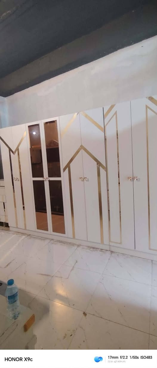 غرف نوم تركي مستعمل نظيف يعتبر جديد ١٠ قطع لاستفسار *********** وتساب خاص جلولاء سوك السبت
