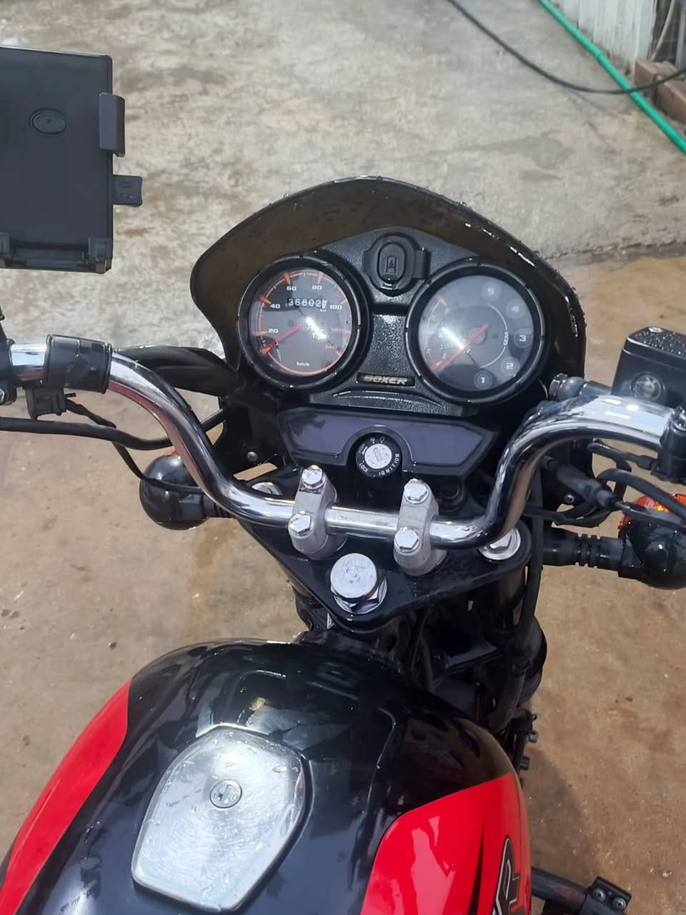 يالله سلام عليكم 
بوكسر 2023(أوراق ) دراجه مجفته تجفيت شركه اصلي شركه شركه أوراق كامله دراجه خير من الله ونصبته تخبل 
تشغيل نكره سلف ومن تجي تشوف بعينك مكاني بغداد المشتل *********** السعر 1800 وبيه مجال
