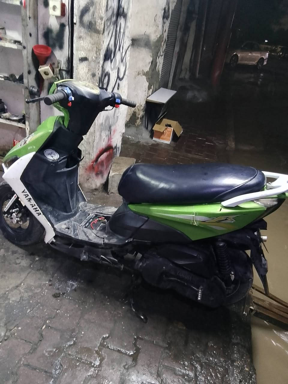 ماكس للبيع ياباني سلف شغل سعر 250رقم موبايل ***********
