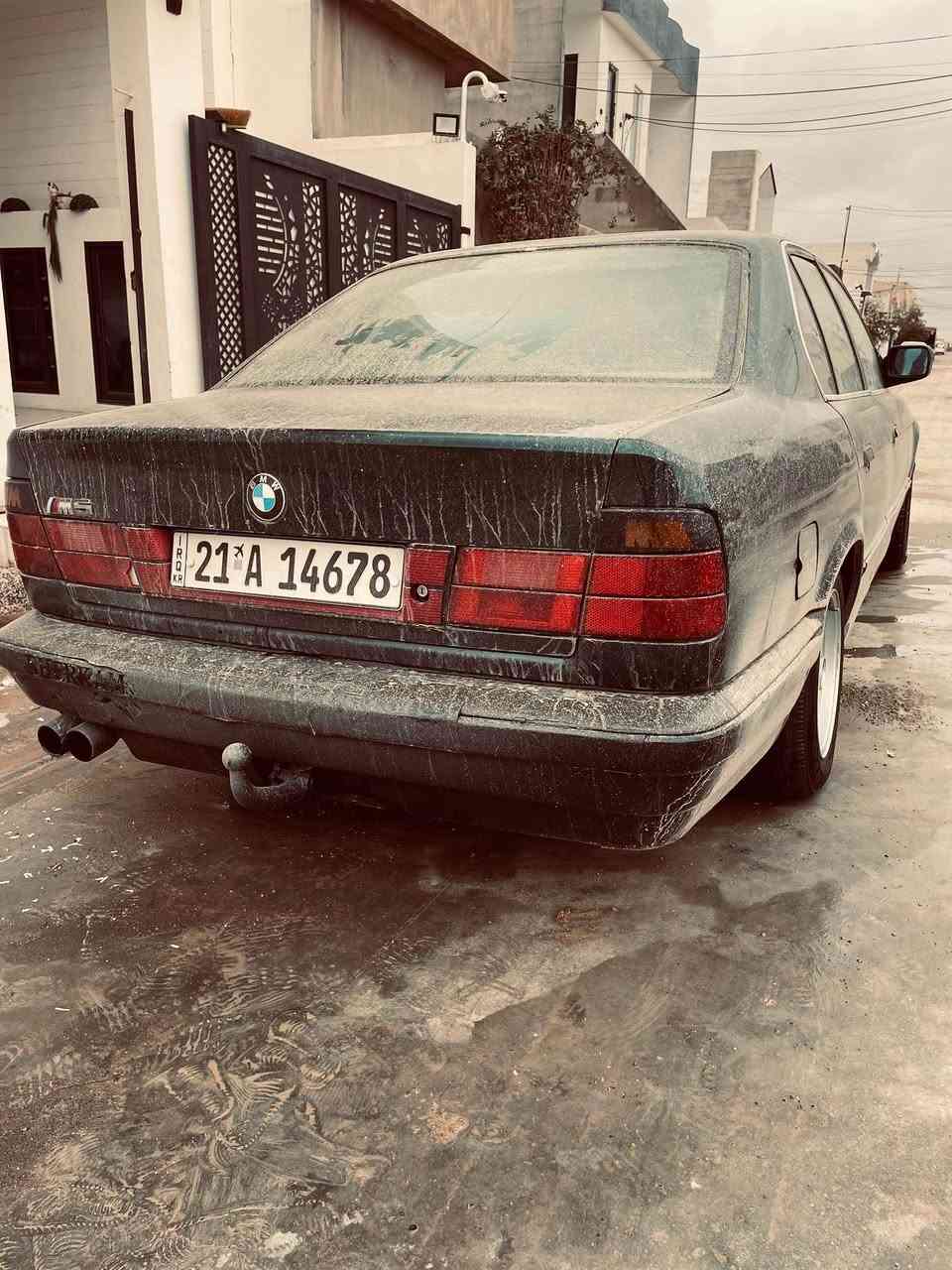 سلام عليكم
بي ام 520گيرعادي بيلاد بيتاقه ي بنزيني  هه يه سه نه وي تازه يه ته بريد سلايت جوار جام كاره با موديل1990ليدراوي هيج تينيه به شه رت گيرو مه كينه عامه به س بو جواني سعر42 مجالى تيدايه! رقم *********** Singapore
