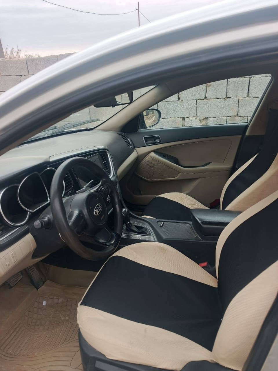 اوبتما موديل 15 وارد خليجي سياره مصبوغه جهتين فقط قماره وجنطه وبنيد مامصبوغ
المحرك 2000 كفاله كير ومكينه شرط 
دواخل جديده السعر 115 وبيها مجال 
رقم الهاتف ***********
