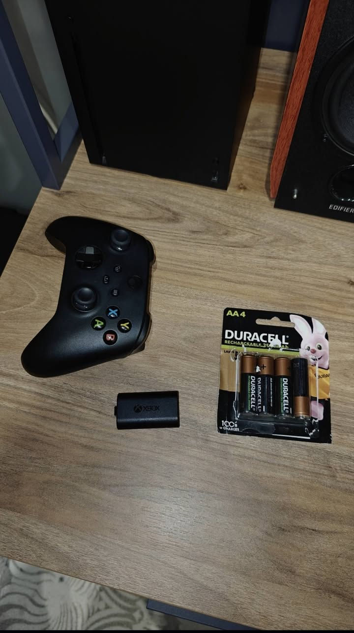 اكسبوكس سيريس اكس استعمال شخصي
اصدار 23 شهر العاشر
نظيف جداً ما مشتغل هواية لين عندي بيسي
البطاريات الي بالصورة مال اكسبوكس ب 15 و مال Duracell قابلة للشحن ب 25 تاخذهن هدية وياه

سعره 600 ألف و توصيل متوفر كل المحافظات


**إذا كنت صاحب هذا الإعلان وتريد حذفه لأي سبب، رجاءا أرسل رسالة إلى الدعم الفني**