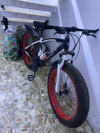 بايسكل دبابه للبيع حجم 29 كامل كله شغال كير و دبلات  السعر 200 الف  07...