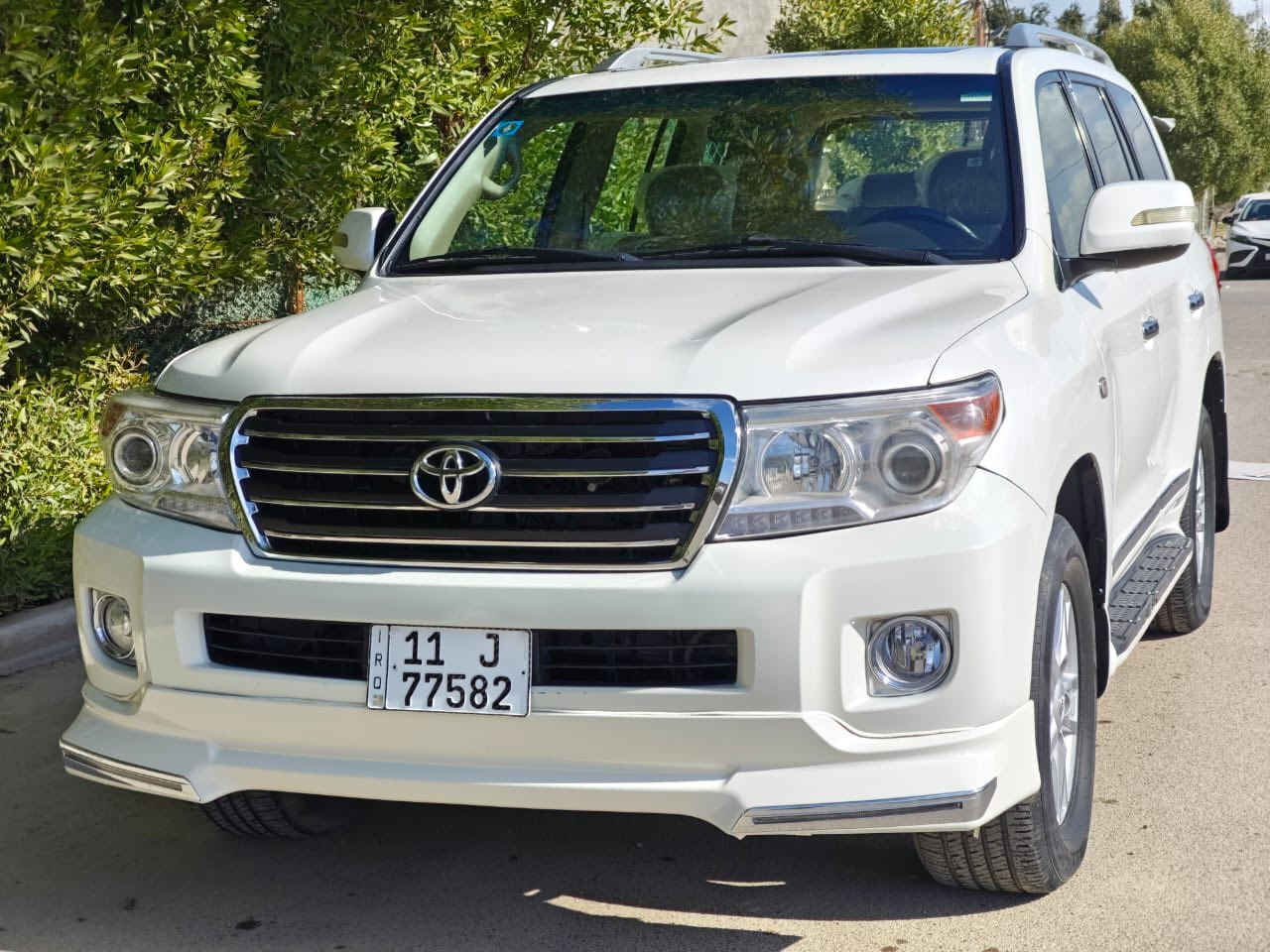 السلام عليكم 🫡
لاندكروزر ٢٠١١ ستينيه فول موصفات واحد ع واحد كير ومحرك مكفولات بيه بارد مكانين قبق صندوق بالمسند وجاملغ امامي وسياره احلى من صور معروضه ب ٣٠ ألف دولار ( ٣ دفاتر ) وبيه مجال للشراي 
مكاني بغداد 
للاستفسار الاتصال ع رقم 
***********
