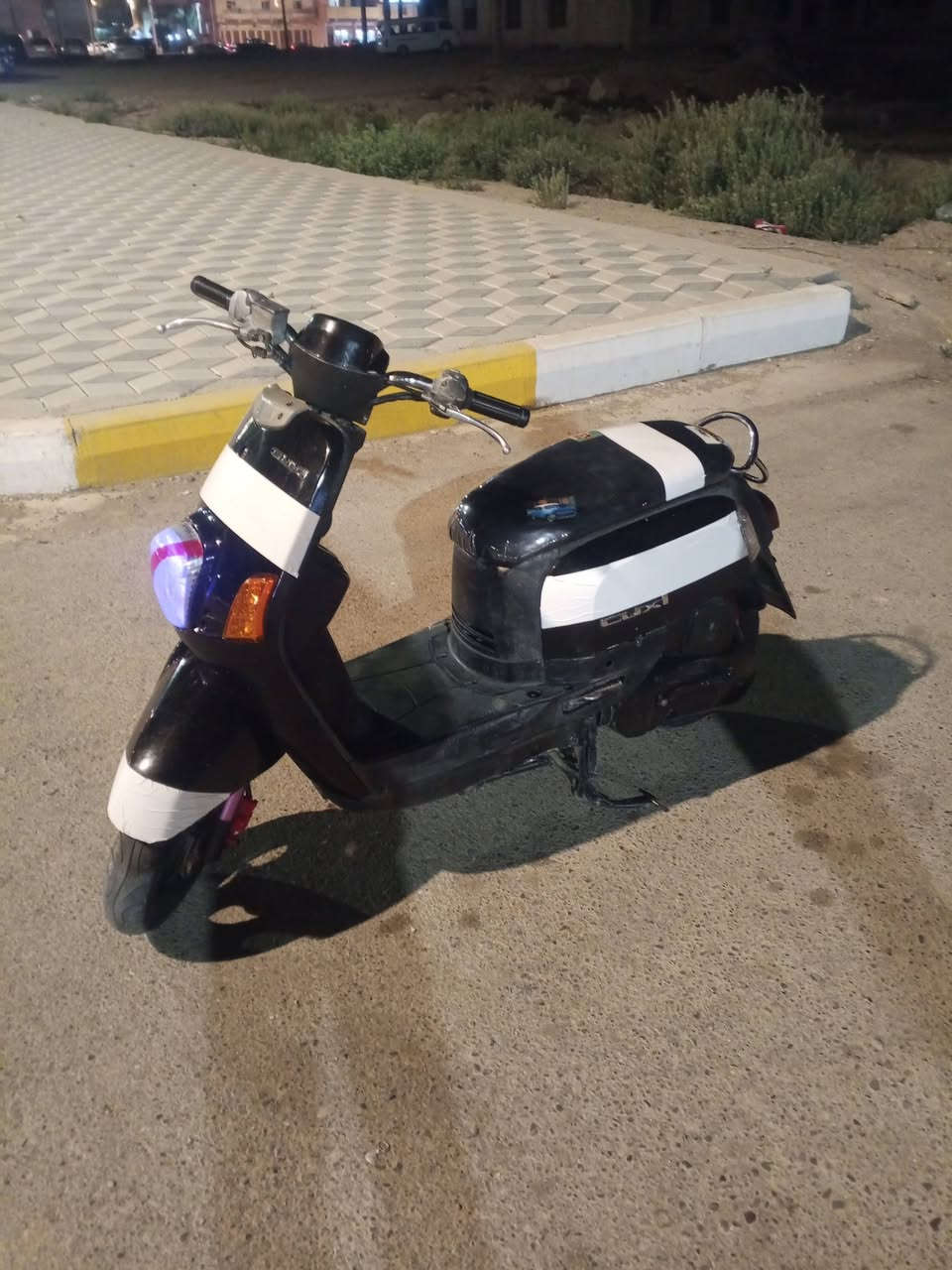 السلام عليكم درجة ماكس بوليس بوشة 49درجة كاملة كهربائيّات كل شغال دراجة سلف هندر كل   شغال شلعة ومعدل فول درجة ماناقصهة اي شي دراجة مال جناي تزويد دبلات مكان ديالى بعقوبة التحرير ***********سعر 575بيهة مجال
