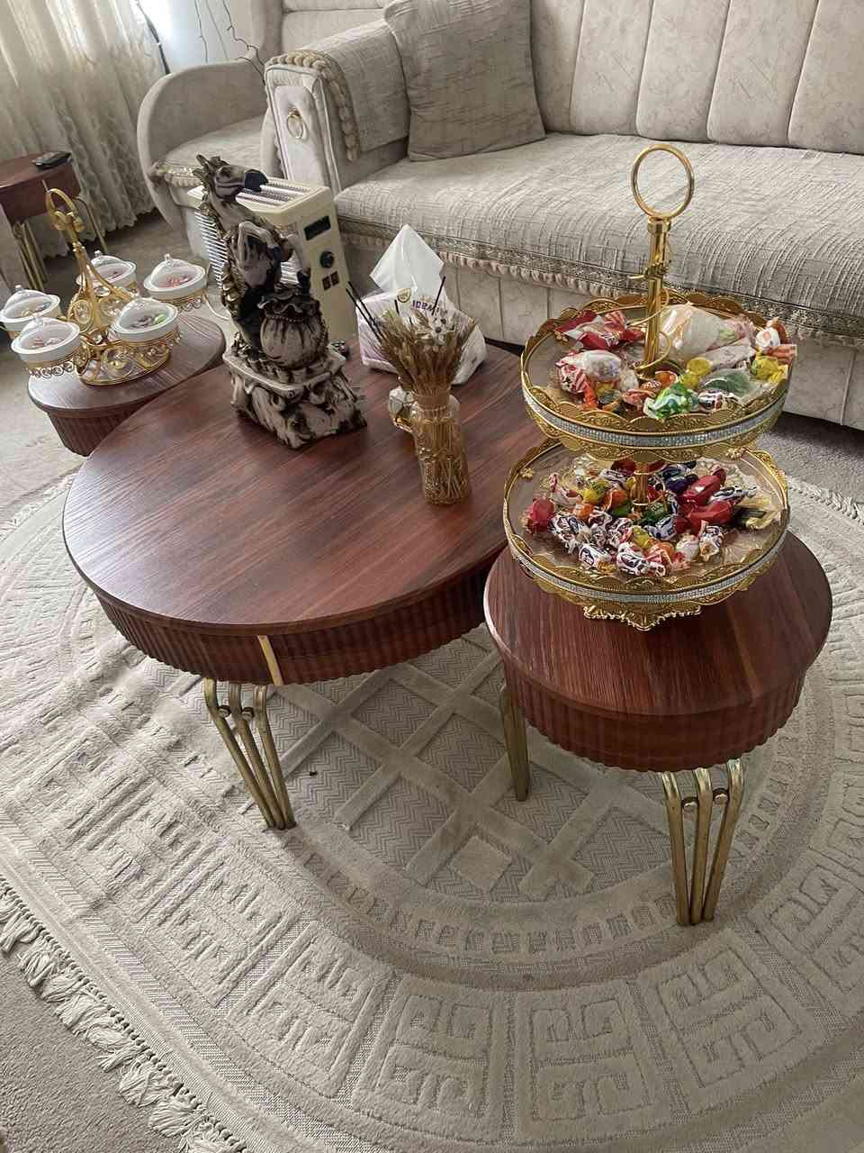 السلام عليكم عندي تخم للبيع ١٠مقاعد كلش نظيف ليريده مراجعه هذا الرقم ***********
