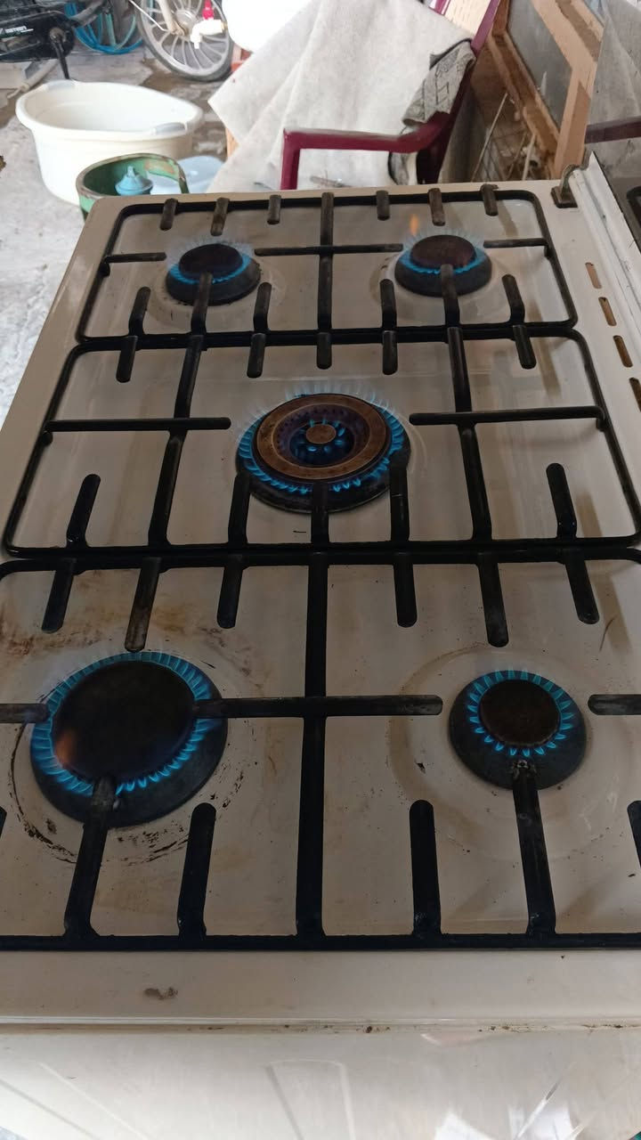 طباخ فول شغال ونظيف مابي اي عيب وناره ازرق  وسبت طن ونص


**إذا كنت صاحب هذا الإعلان وتريد حذفه لأي سبب، رجاءا أرسل رسالة إلى الدعم الفني**