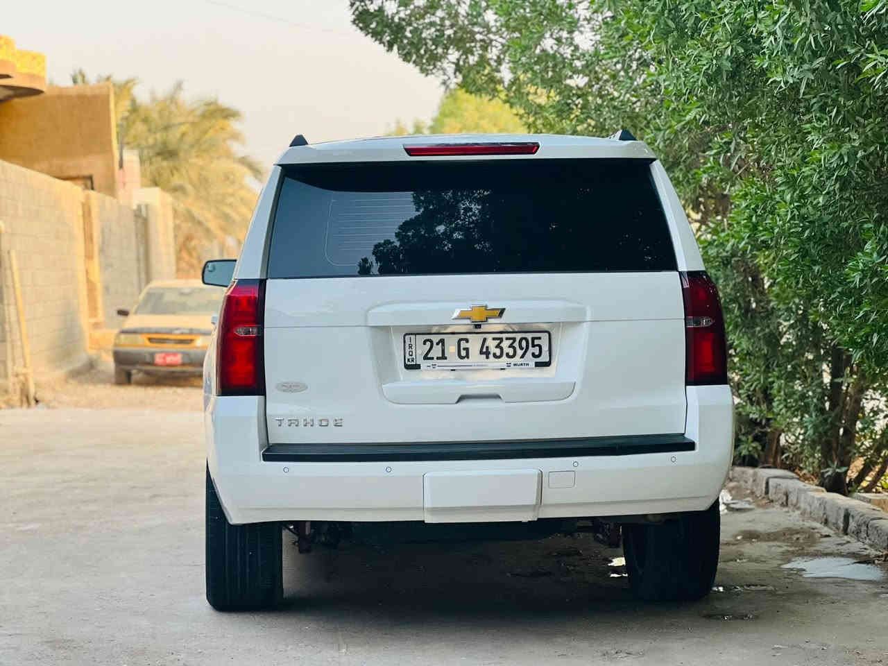 سلام عليكم  تاهو مديل 2015.  فول فول سياره كفاله حت الدعاميات ماشيه 118حقيقي رقم سليمانيه بسمي  سياره جديده للاخر السعر 345.   اتصال ***********
