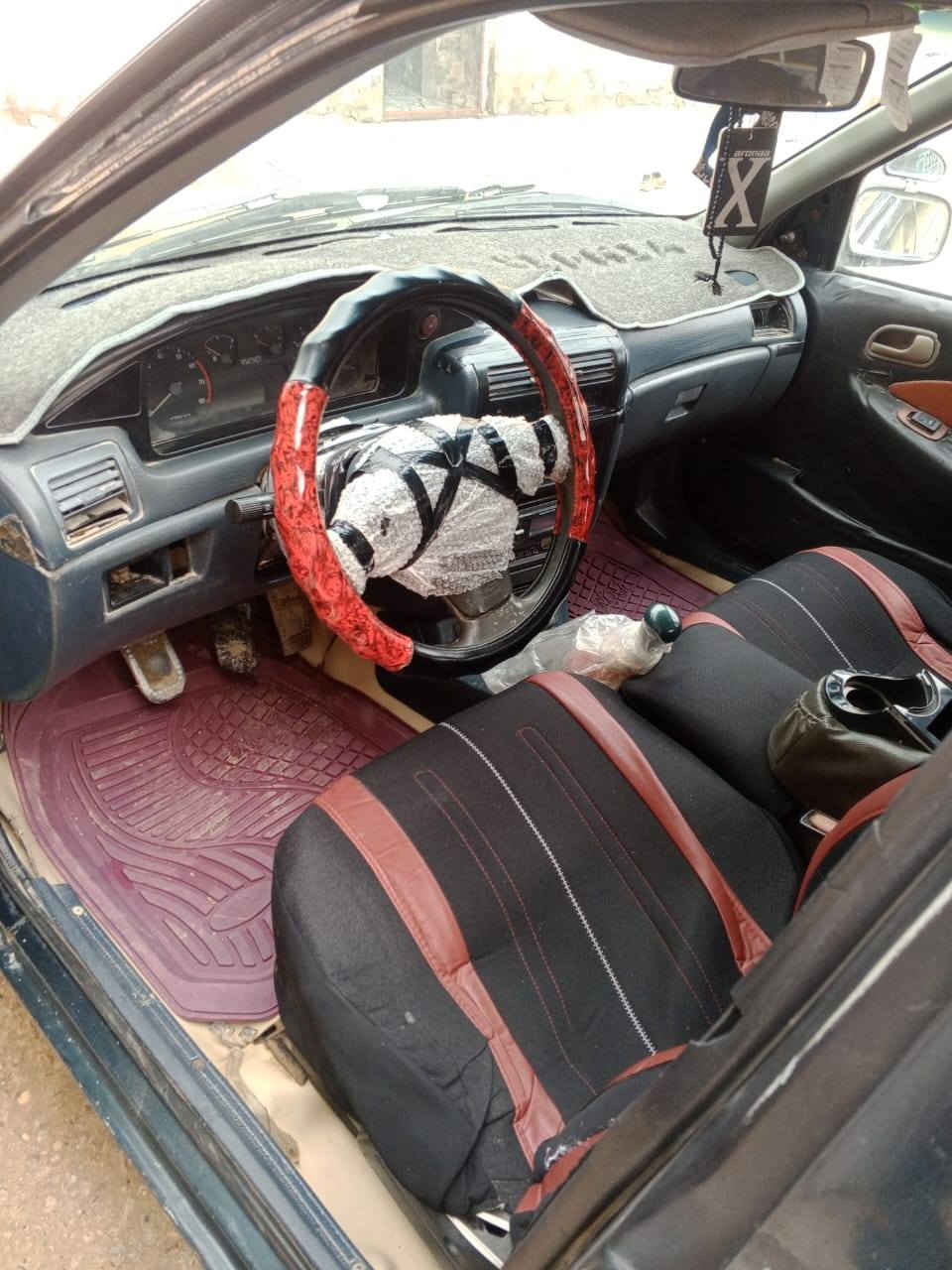 سياره سيفيه موديل ٩٣ سنويه تسقط ٣١ رقم انكليزي  شرط التحويل السعر،٢٥ *********** المقدادية, ديالى
