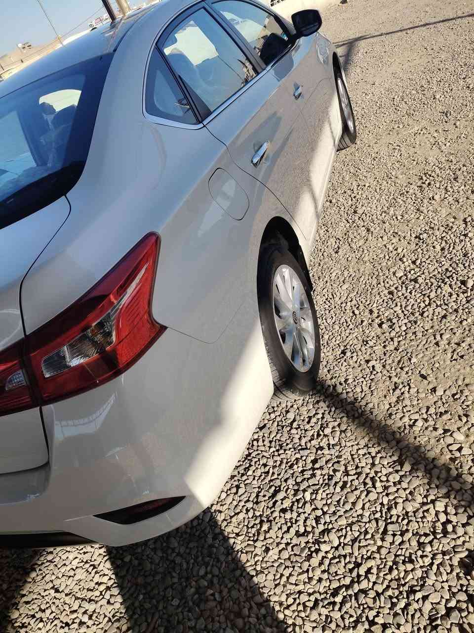 سلام عليكم نيسان سنتره 
موديل 2025 ماشيه 40000 
السياره ع وضع الزيرو السعر ب 132 بيه مجال 
مكان السياره واسط الصويره ***********
