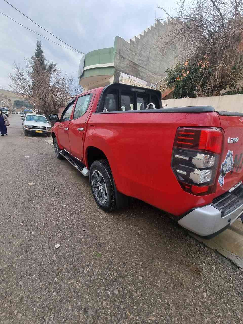 السلام عليكم البيع l200 موديل 2022 ماشيه 100 الف سنوي جديدة هز جديد السيارة اب اسمي مكفول من الصبغ كلشي بيهاا جديد ما بيها نقص رقم سليمانية رقم التلفون ***********
