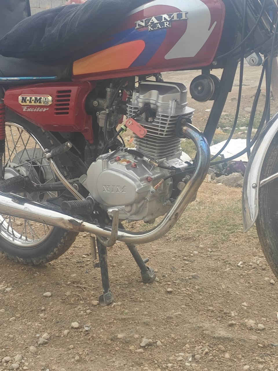 4موديل 25 متياز باب اول.  وراق سكنر مراوس بديوان عضم او نفخ كلك او سكنر.  بس كون نضيفه


**إذا كنت صاحب هذا الإعلان وتريد حذفه لأي سبب، رجاءا أرسل رسالة إلى الدعم الفني**