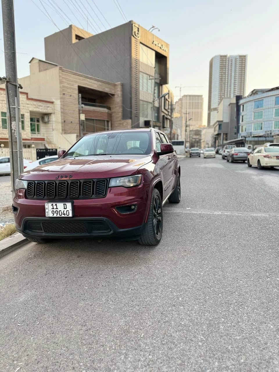 السلام عليكم
جيب بلاك توب

موديل 2018

 الحادث فقط البنيد مبدل ومصبوغ

وصار بيها حالوب بالعراق قليل بالقمارة والبنيد فقط

وبارد بالصندوق واتكحل 

لون ماروني

شاشه كبيرة مع GPS .ونظام كار بلي .

*   المقاعد جلد ومخمل و تدفئة 

*   ويل قياس 20 انج بلادي

*   تدفئة ستيرن .

*   تشغيل عن بعد .

*   صندوق كهربائي

رادر خلفي توقف ذاتي

*   حساسات خلفية 

*   كاميره خلفية دوارة .

‏. ( Auto Break System ) نظام بريك اوتو عند الرجوع الى الخلف *

رقم بغداد تحويل مباشر بسمي

السعر 190

العنوان بغداد حي اور 

***********

