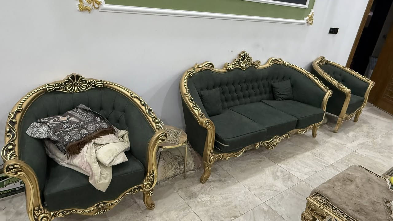 سلام عليكم تخم ملكي اخو الجديد ما متواجد اتصال ع رقم *********** سعر 800 وبي مجال قليل بابل مركز

