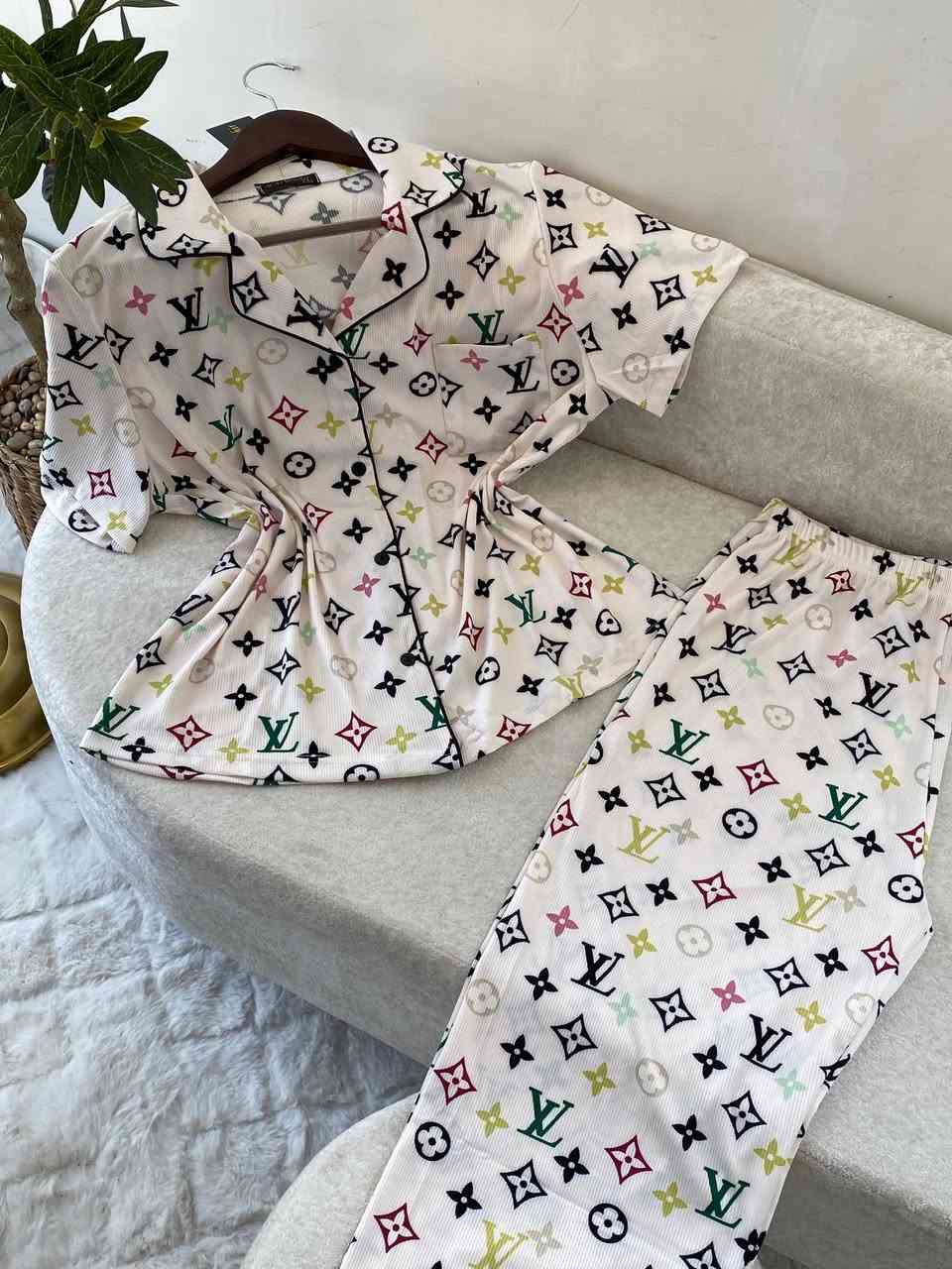 https://t.me/matjarbatot
جمله فقط اقل طلب نص درزن باقي الموديلات والأسعار بقناه التلي 😘🥰


**إذا كنت صاحب هذا الإعلان وتريد حذفه لأي سبب، رجاءا أرسل رسالة إلى الدعم الفني**