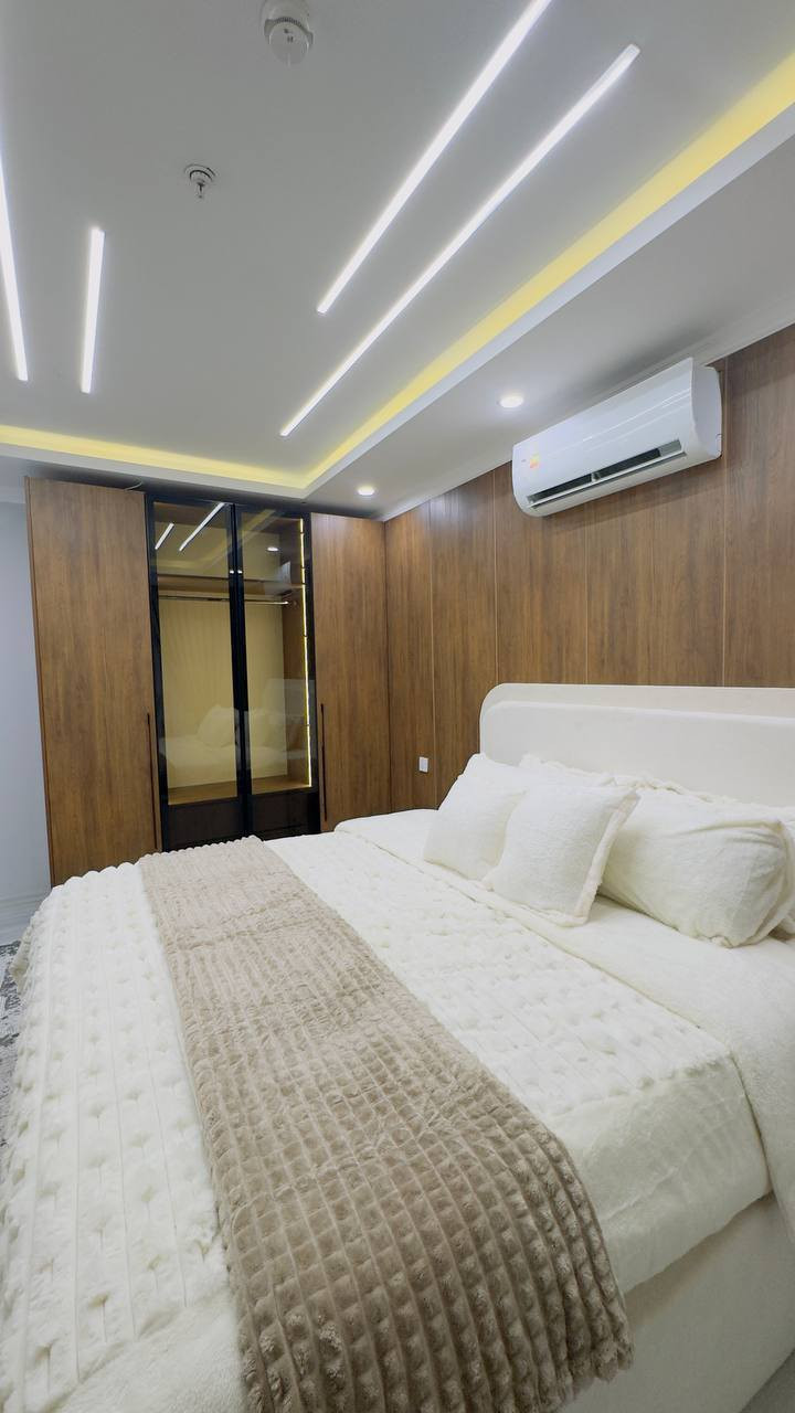 شقة استثماریة #للبیع
مؤجرة ب $550 ، مقدمە ثلاث اشهر 
طابق 13، واجهة امبایر
مجمع سكنی واو تاورز 
مساحە 90 متر
اربیل ، شارع 100 متر ، مقابل جامعە جیهان
السعر / ست شدات و خمسة و سبعین ورقة , بها مجال
67500$
***********
#عقارات #اربيل #عقارات #موصل #عقارات #انبار #عقارات #البصرة #عقارات #كركوك #عقارات #ديالي #عقارات #فلوجة #عقارات #تكريت #عقارات #سامرا #هفالان #فرمانبران #لاوان_ستي #كلوبال_ستي #حي_قربو #اشتي_فيلج
