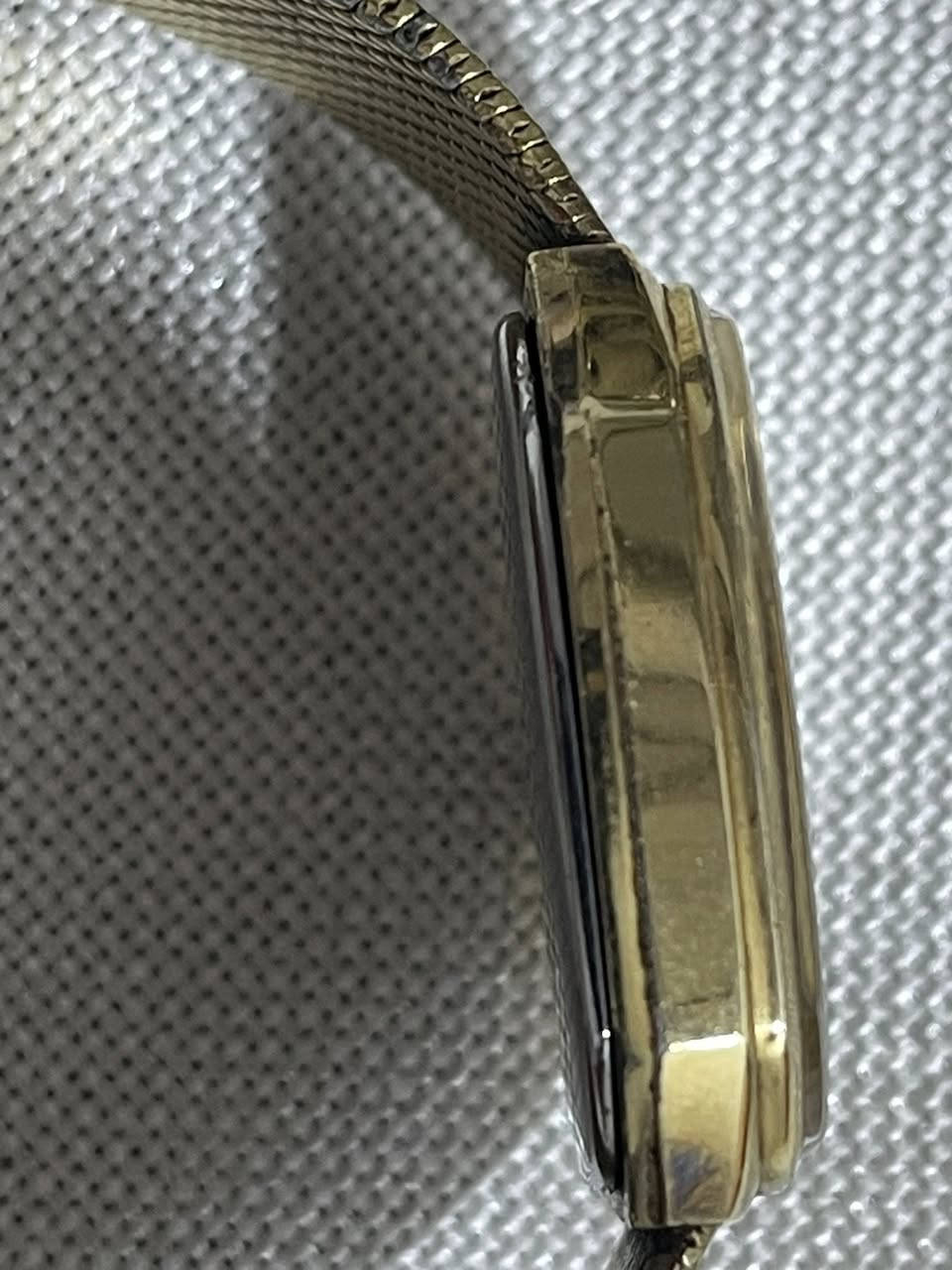 ساعة بونتياك سويسري الاصل قطرها 33 يوجد توصيل لكل المحافظات


**إذا كنت صاحب هذا الإعلان وتريد حذفه لأي سبب، رجاءا أرسل رسالة إلى الدعم الفني**