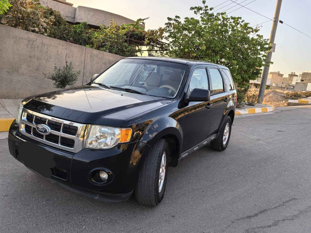 فۆرد ئیسکەیپ 2012 خلیجی نیڤا بێ بۆیاخ       بێ سارد                                                    چوار بستۆنی تاک اکسل                                   دیاریکردنی خێرای ABS    گێڕو مەکینەو تەبرید بە شەرت  مەکینەی نەکراوەتەوە   سەنەوی بەسەرچوە   117گەڵا قفڵ ***********  دەربەندیخان *********** دار بنديهكان, السليمانية
