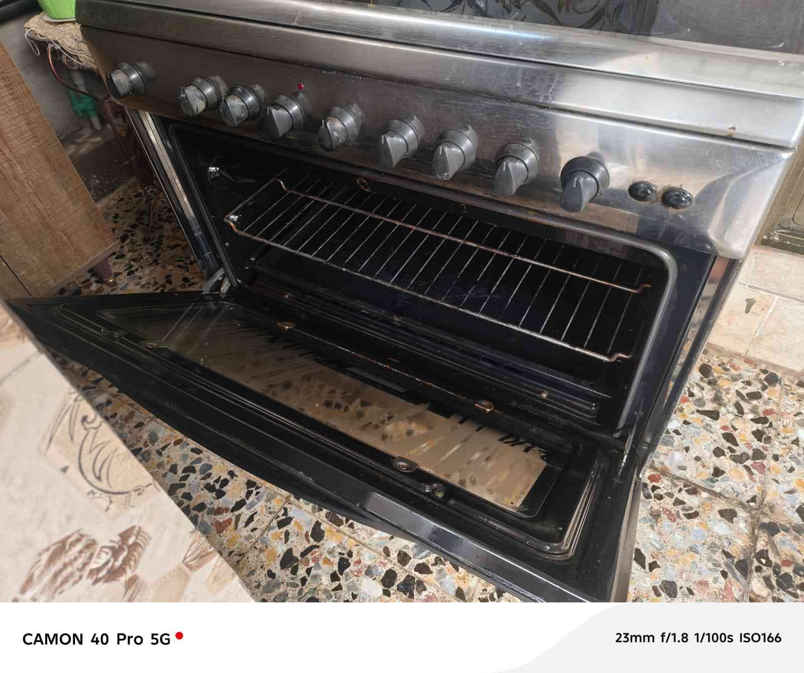 سلام عليكم طباخ لبيع 4 عيون وهيتر 2
المكان بغداد الزعفرانيه
***********
