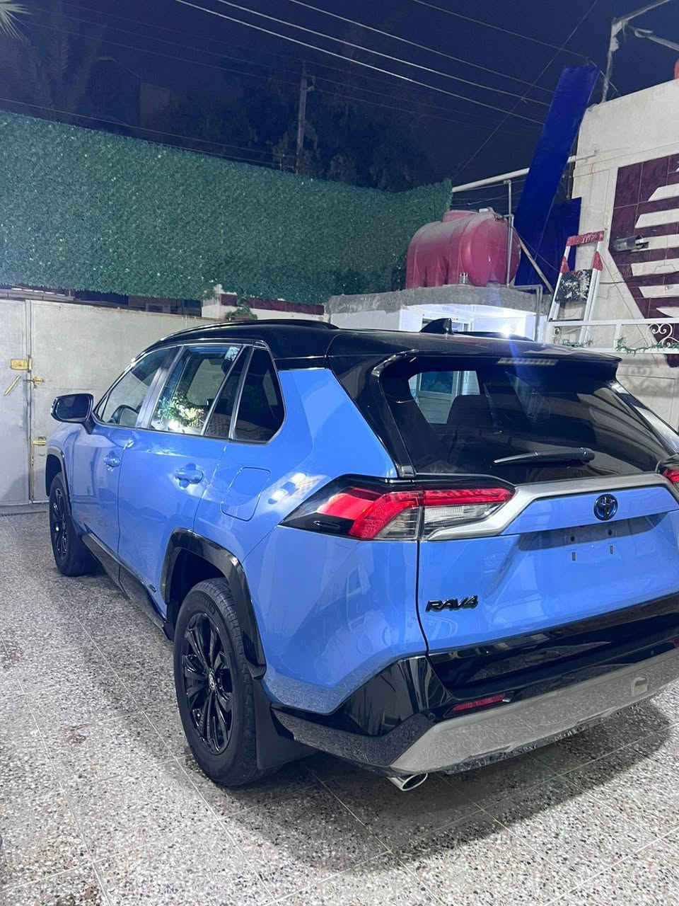تويوتا راف فور 2024 AWD اوتو
تويوتا راف فور 2024 هايبرد أمريكي زيرو ماشيه ٤الف
محرك 2.5 تنفس طبيعي مع هايبرد
سياره فور ويل اوتو يعني مايطفا ولايشتغل هوه من وحده تلقائي من سياره تحتاج دفع امامي خلفي رباعي يشتغل
سياره ضررها دعاميه فقط
سياره مكفوله كفاله عامه من آي شي كفااااله
مواصفات  XSE
كلشي بيها
كشنات تدفئة تبريد امامي خلفي كهرباء
كامرات ٣٦٠ درجه وكامره أسفل سياره
حساسات خلفيه اماميه رادرات ٣٦٠ توقف ذاتي
صندوق جلاق يعني مجرد تمد رجلك ينفتح
سياره توكلر فتحه
ستيرن تدفئة
دبلاتها يجن لون ازرق
هواي بعد بيها مواصفات
سعر ٢٨٣
***********
بغداد الجديدة
مرقم بغداد حره مشروع وطني بسمي
