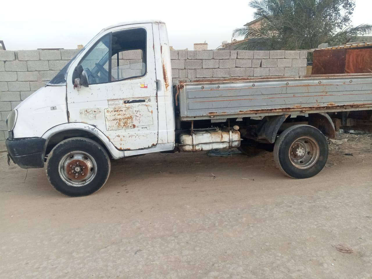 سلام عليكم سياره كازيل لبيع رقم ذي قار بسمي سنويه 2030 مكينه كاز 3000شوفت عينك سياره شغاله تواير جديد باتري جديد عوزه ملحضات غليل ***********
