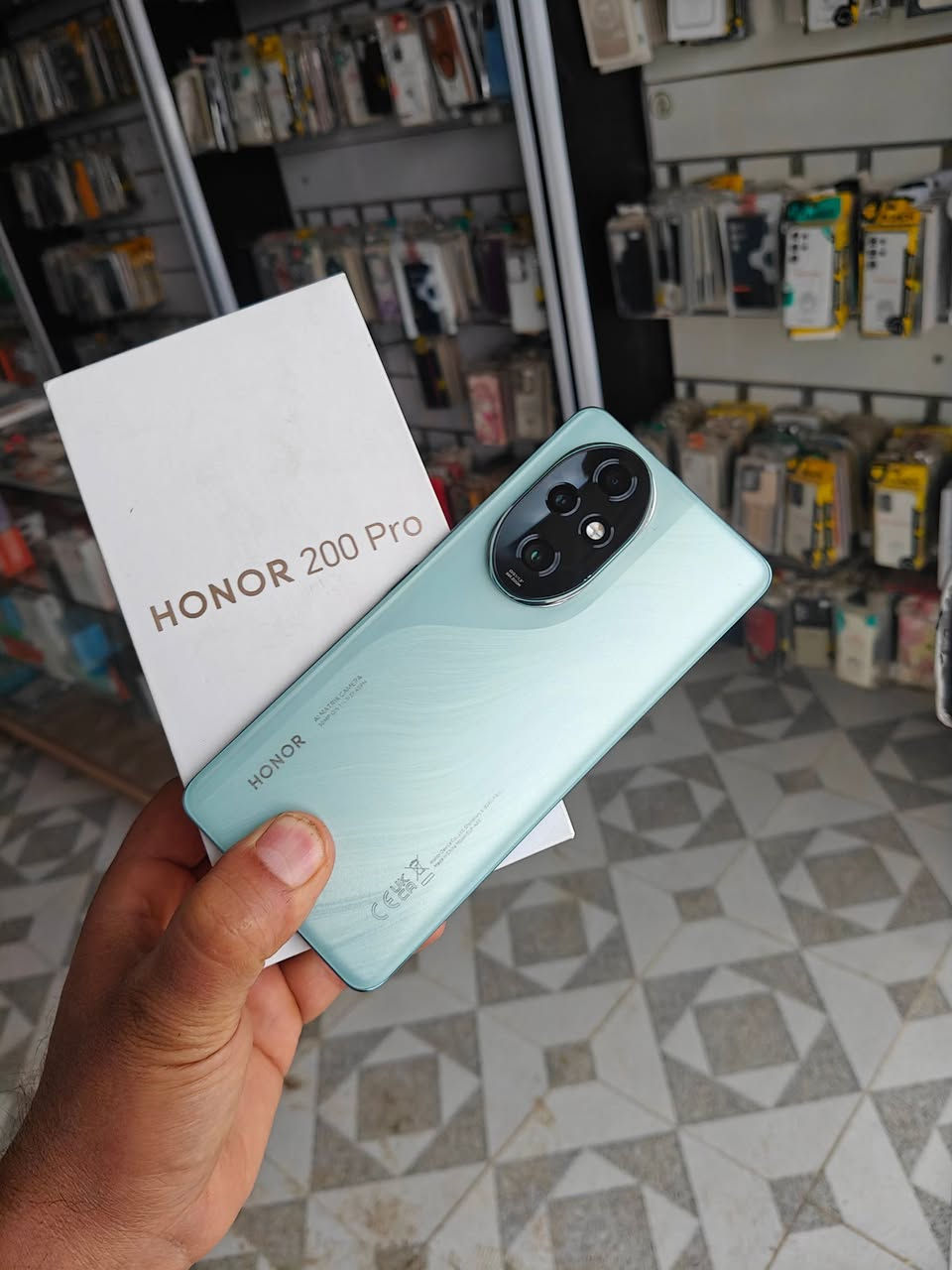 السلام عليكم 
هونر 200 بروا .... قطعتين 
ذواكرهن 512. ... ملحقاتهن كامله 
نظافتهن 99%---100%. ظمان حقيقي 3 أيام من أي خلل أو صيانه 
معالج سناب دراكون جين 3 
يشغل 120 فريم بوبجي 
عملاق بالكامره والاداء 
سعر القطعه الواحده 475 الف سعر ثابت يوجد توصيل محافظات مكان المكتب بابل


**إذا كنت صاحب هذا الإعلان وتريد حذفه لأي سبب، رجاءا أرسل رسالة إلى الدعم الفني**