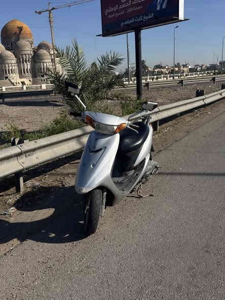 ماطور للبيع فرخ لكزز للبيع ما مفتوح ولامعمر وايرمنيه كامله نضيف قطاره مال بانزين العنون موصل  جانب الايسر للتواصل *********** السعر 420
